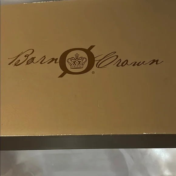 GOLD FLORAL SLIDES ! - Picture 8 of 13